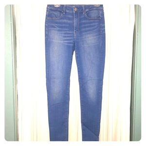 COPY - American Eagle Skinny Jeans